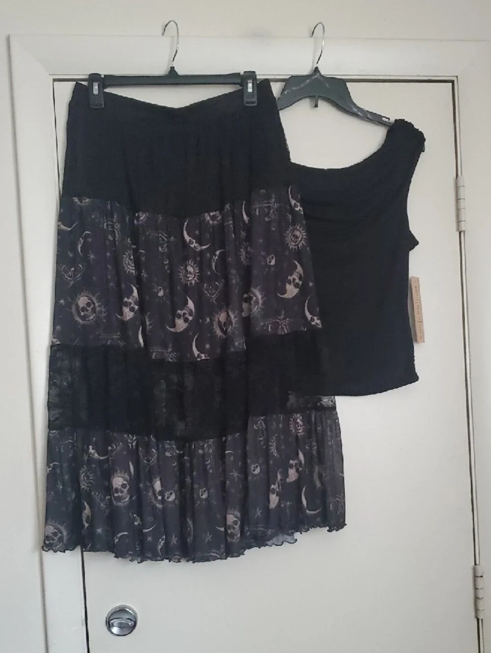 Hot Topic's Black Gold Celestial Skulls Midi Skirt with Moon Print - Picture 8 of 11